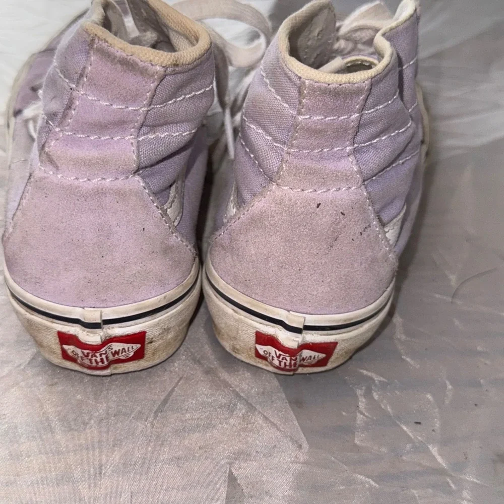 Van's Lavender Hi Top Sneakers Distressed Woman's Size 7 skate surf streetware